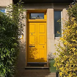 Guest house Leith House